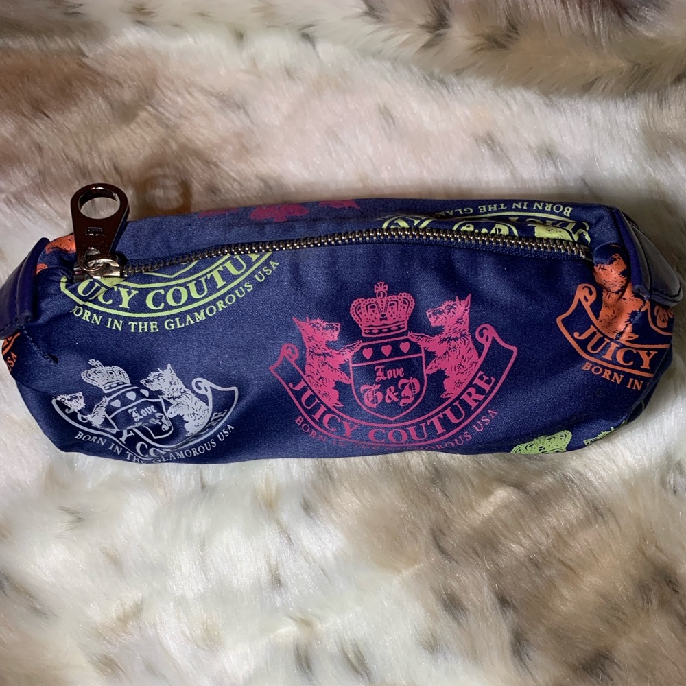 (Juicy Couture) Navy cosmetic/makeup bag